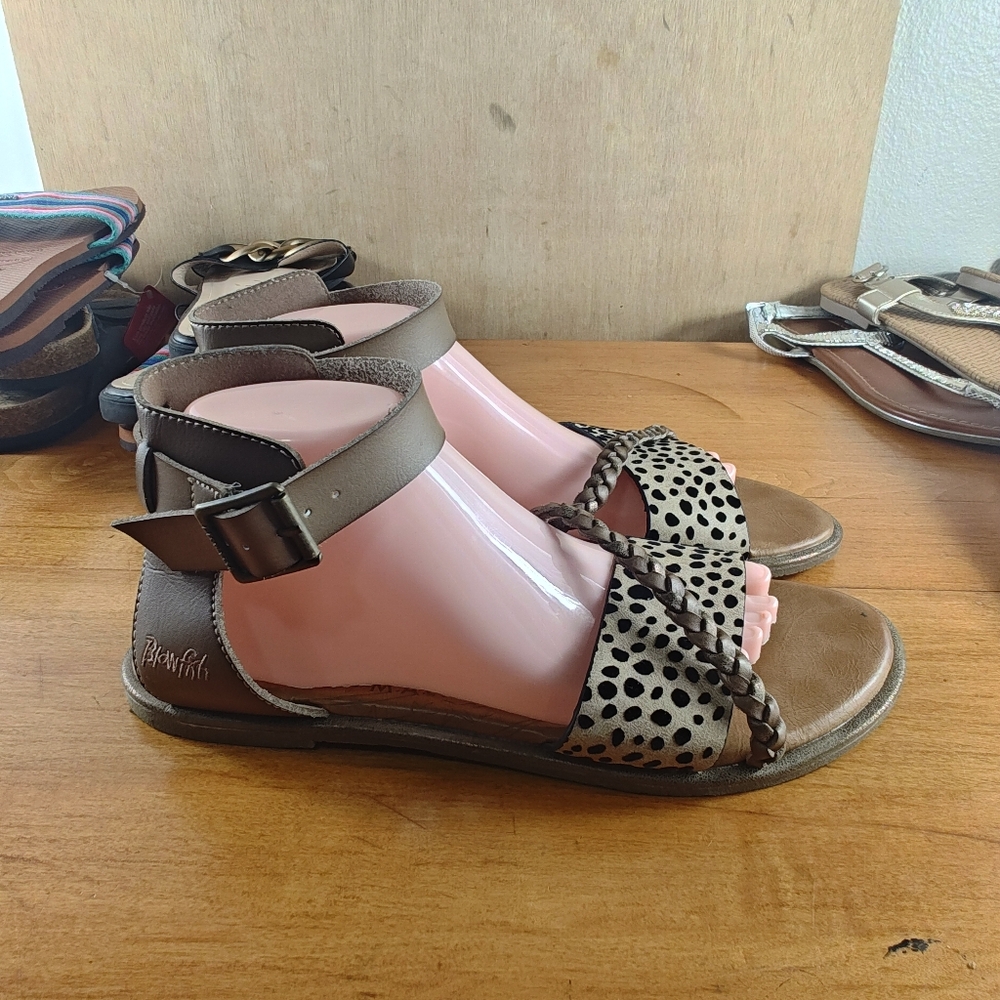 2 pairs ankle Straps Gladiator sandals bundles Blowfish & Maurices women Sz 10 - Picture 6 of 9